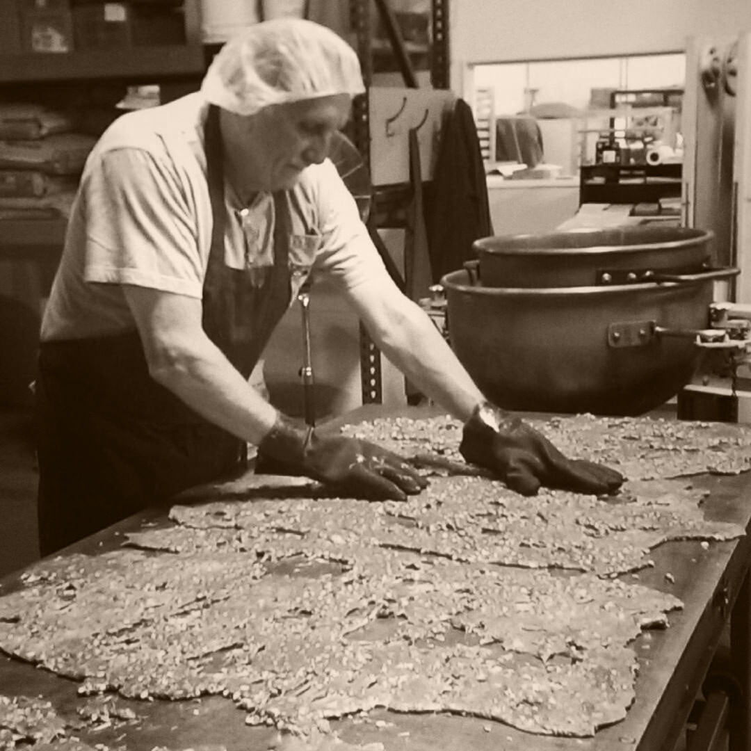 Lore's Peanut Brittle